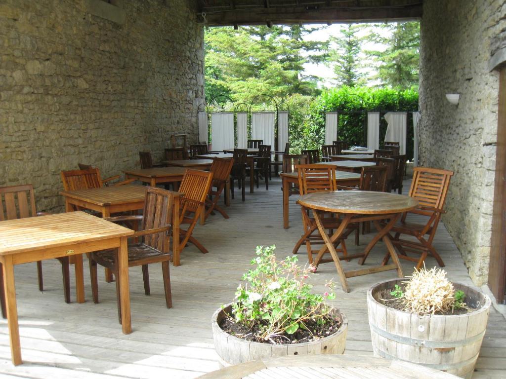 Auberge du Vernay Charette  Exterior foto